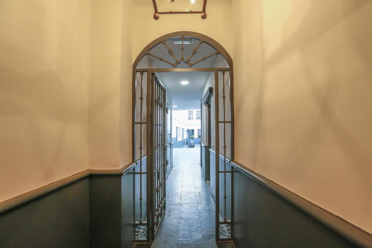 Apartamento Alfareria Séville Extérieur photo